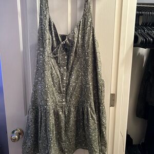 NWOT American Eagle Outfitters Olive Paisley Dress